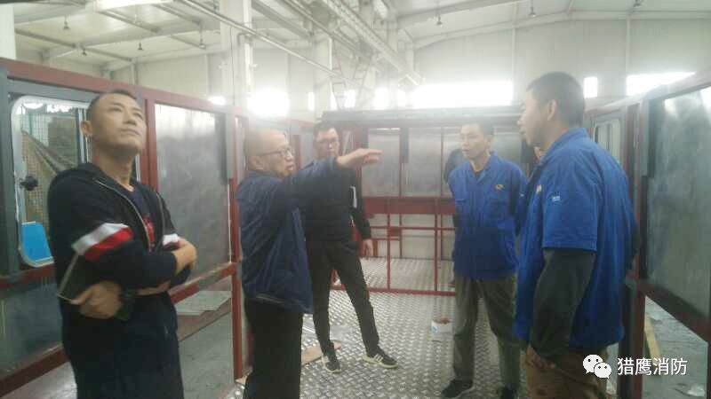 高层建筑无人机灭火装备车辆改装技术沟通交流会在河南红宇特种汽车有限公司召开